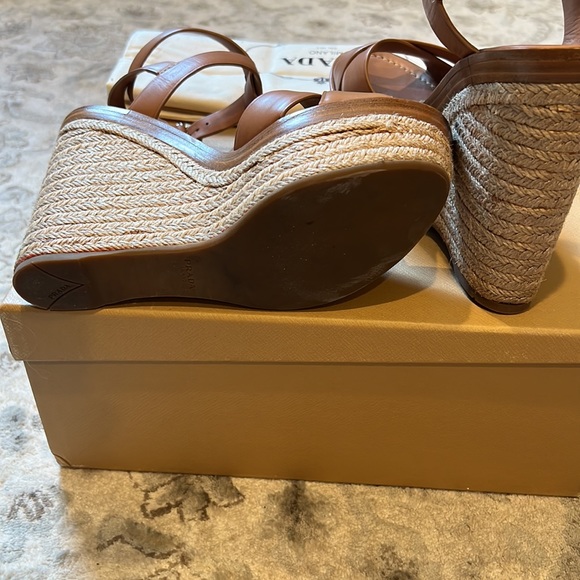 Prada Calzaturl Donna Natural Wedge Sandals - Picture 5 of 6